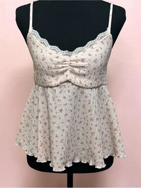 Pink Rose. Light Pink Floral Lace-Trim Camisole